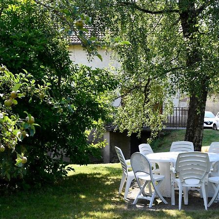 Ferme De Ma Grand-Mere Le Haut-du-Them エクステリア 写真