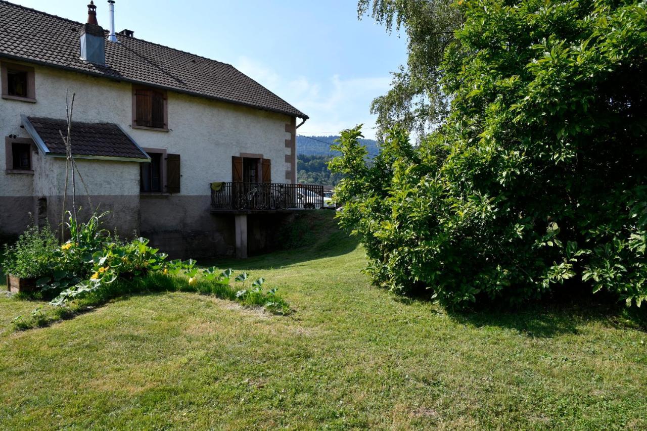 Ferme De Ma Grand-Mere Le Haut-du-Them エクステリア 写真
